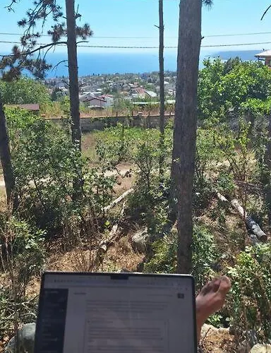 Lejlighed Cozy With Forest View & Bath - 10min Drive To Black Sea